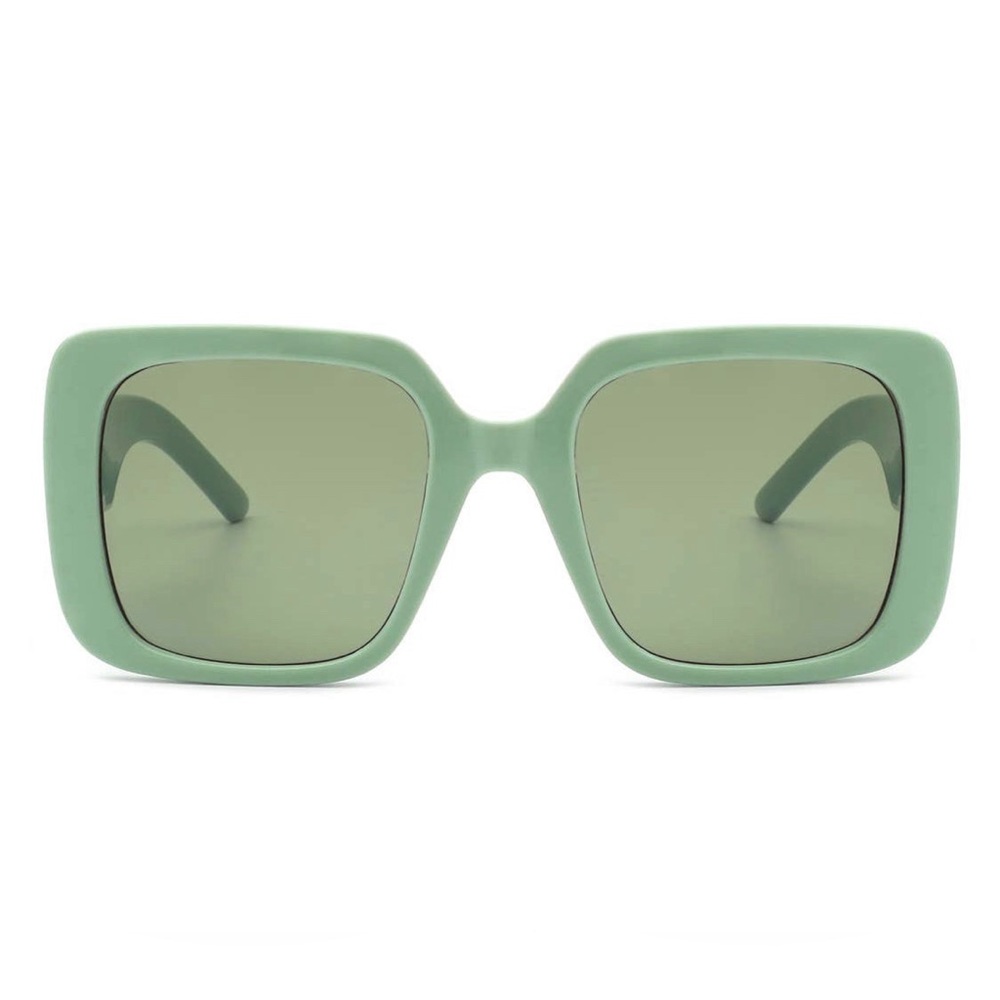 Brand New Oversized Square Retro Sunglasses
